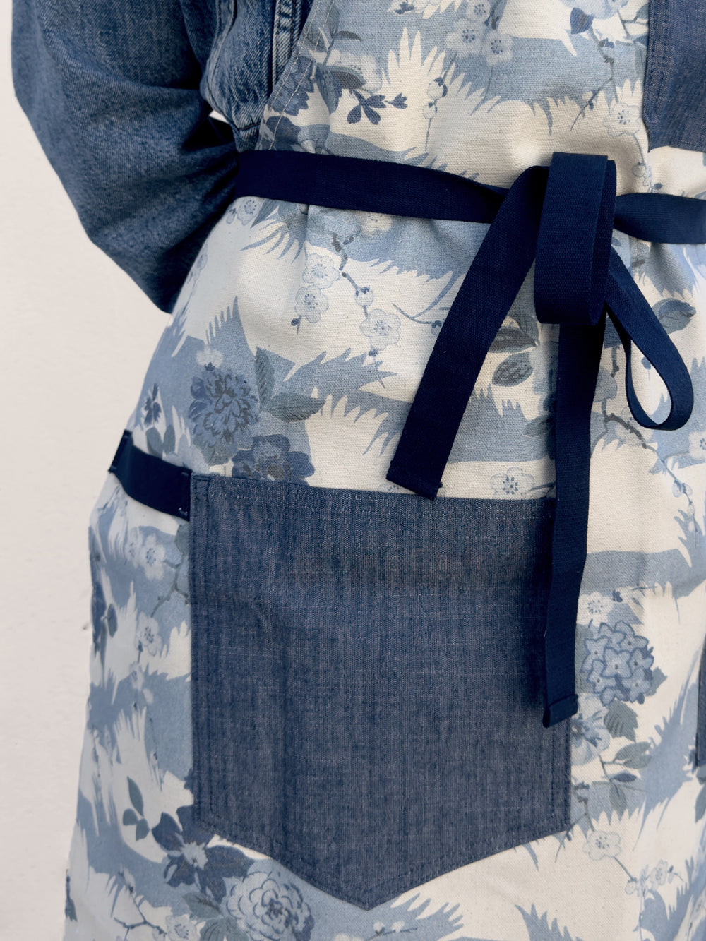 dora chintz apron by nathan turner x hedley bennett blue