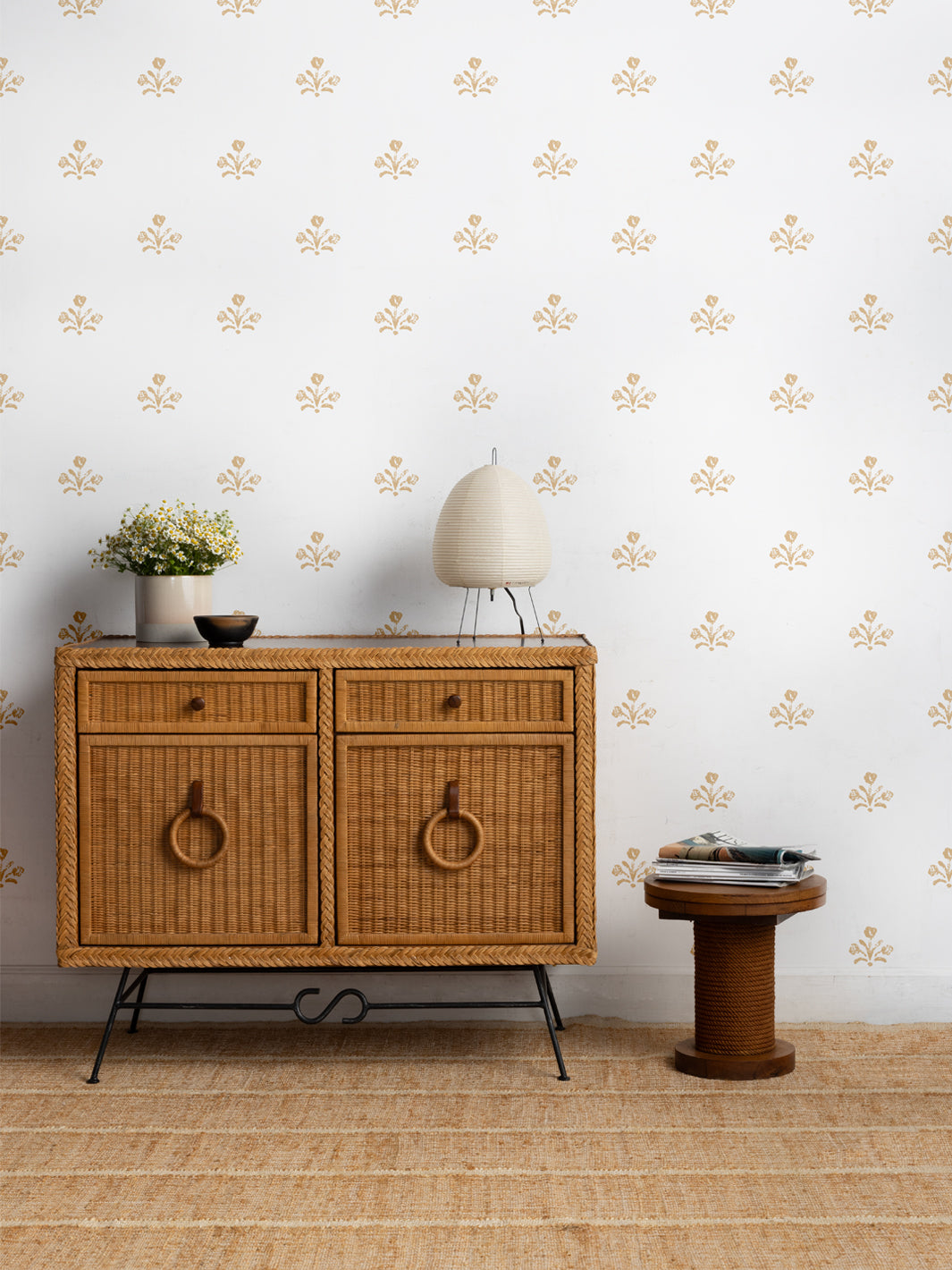 bennett-large-white-ground-wallpaper-by-sugar-paper-honeycomb