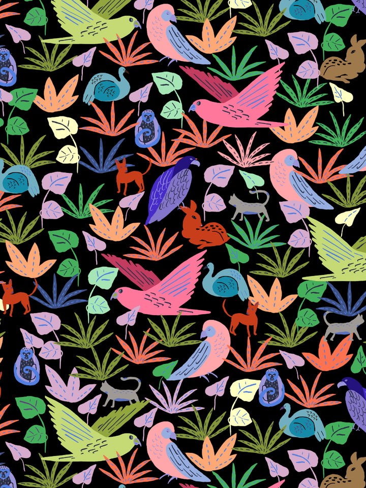 bright-animales-wallpaper-by-tea-collection-black