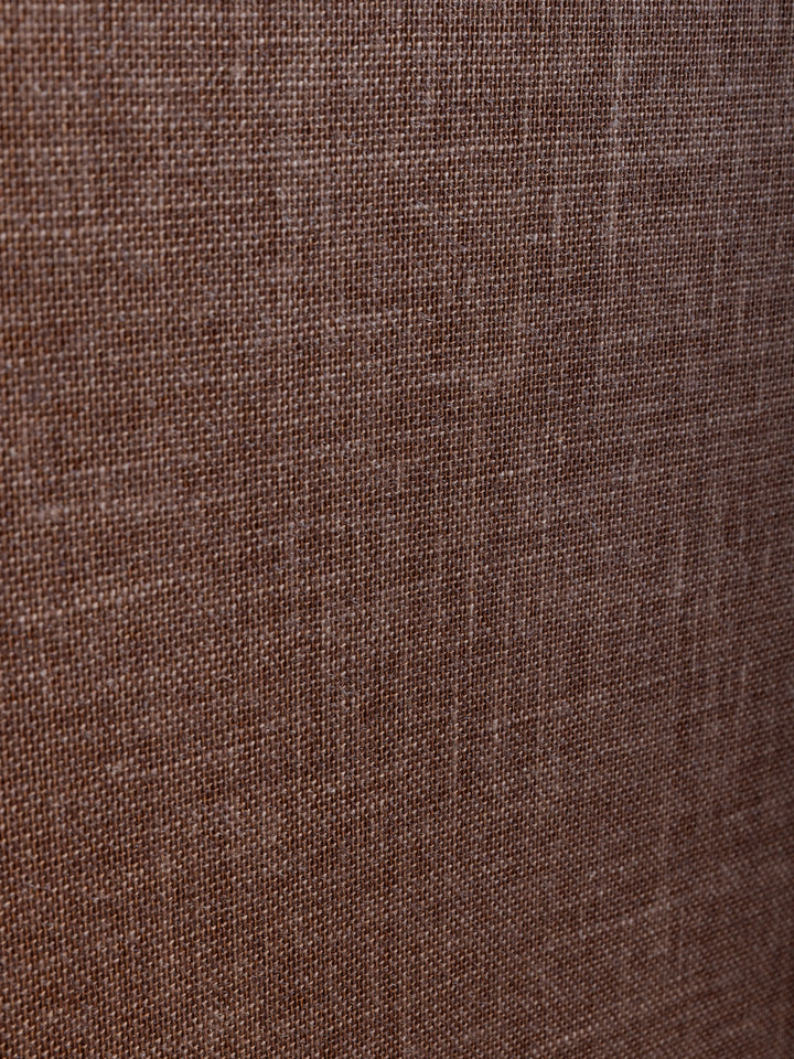 burlap grasscloth wallpaper in chestnut