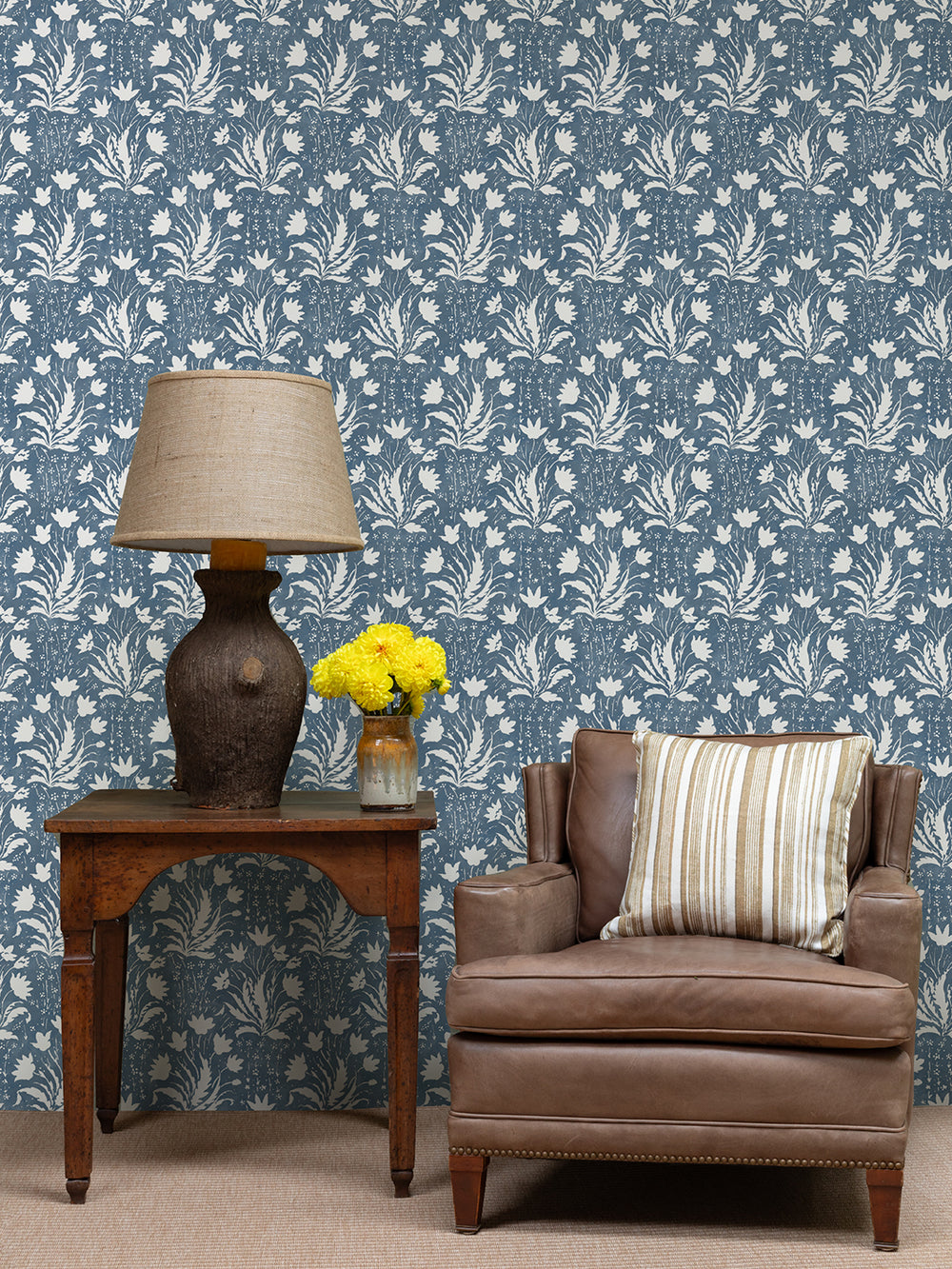 hillhouse-floral-one-color-wallpaper-by-nathan-turner-dark-blue