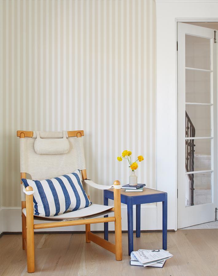 ojai-stripe-wallpaper-iced-chai