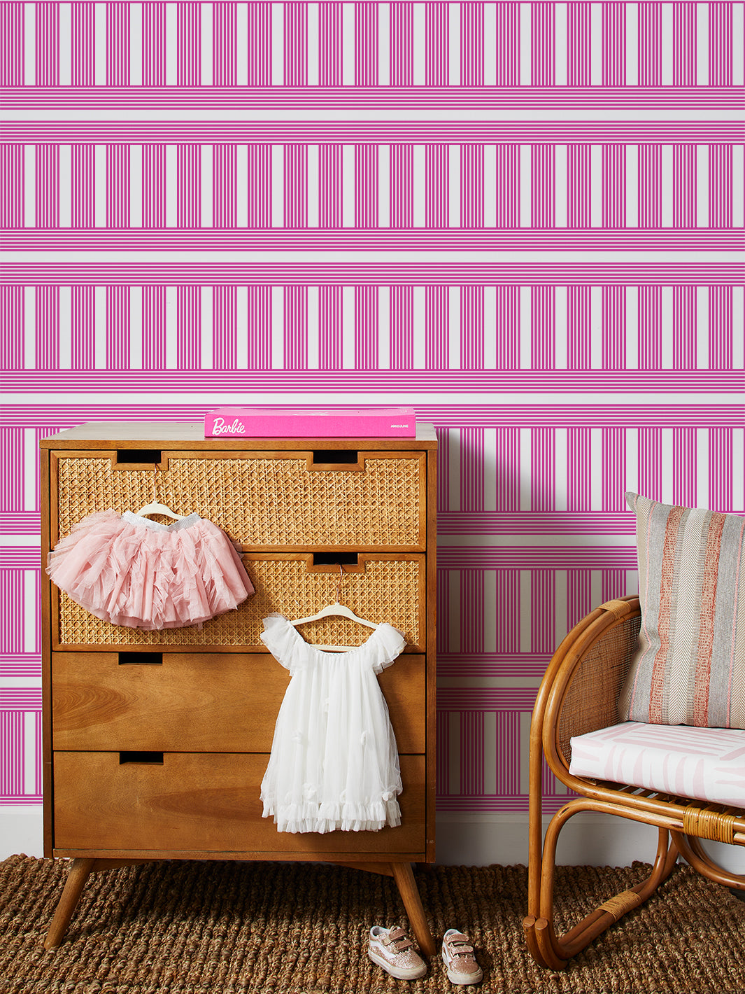 roman-holiday-grid-wallpaper-in-219-barbie-pink