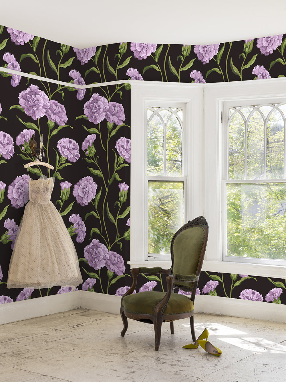 townhouse-wallpaper-by-sarah-jessica-parker-lavender-on-almost-black