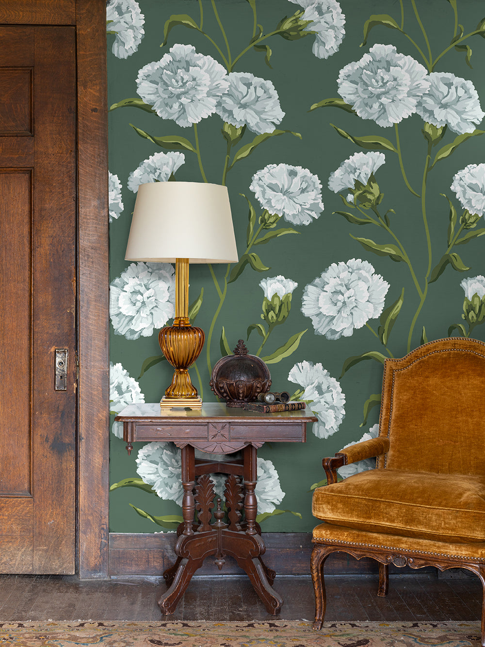 townhouse-wallpaper-by-sarah-jessica-parker-silver-on-spanish-moss