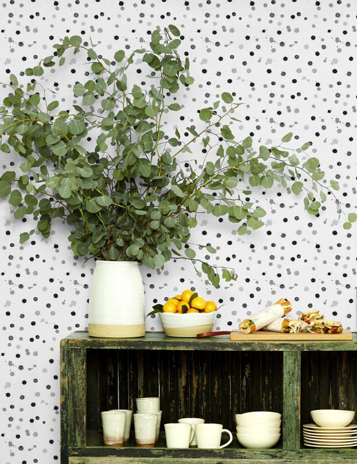 splattered-black-neutral