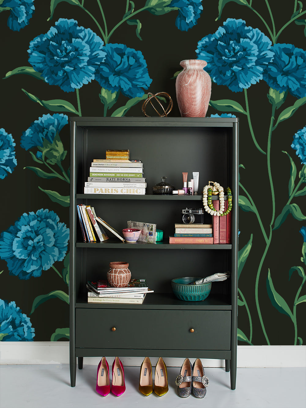 townhouse-mural-wallpaper-by-sarah-jessica-parker-teal-on-charcoal