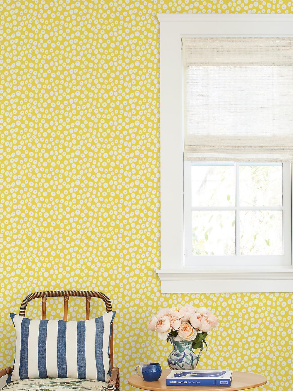 parade-dots-wallpaper-by-barbie-daffodil
