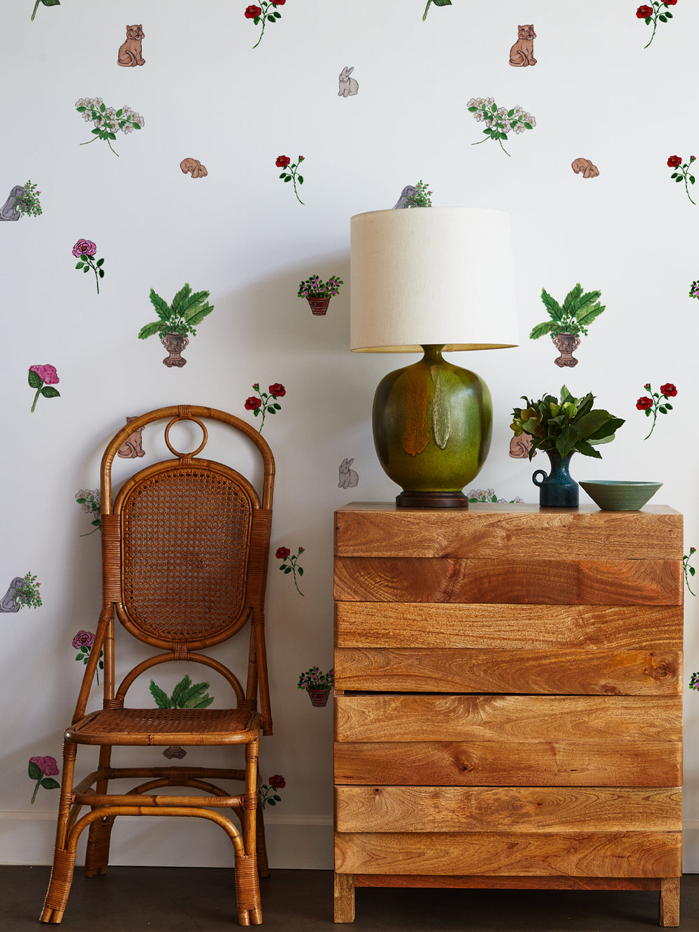 bel-air-rose-garden-wallpaper-by-carly-beck-white