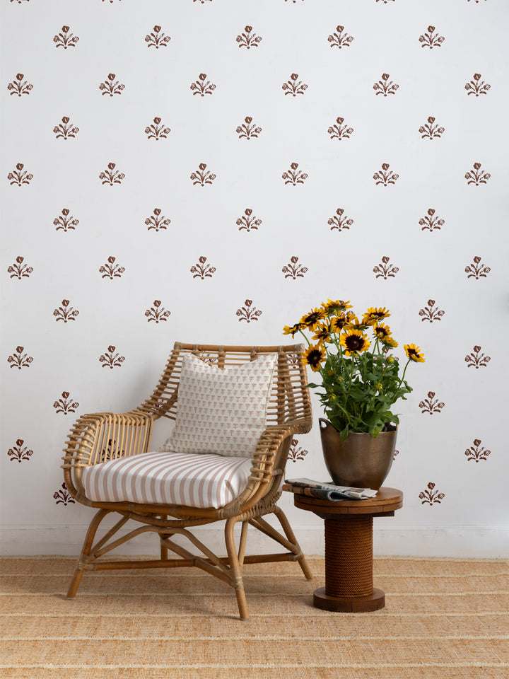 bennett-large-white-ground-wallpaper-by-sugar-paper-chocolate