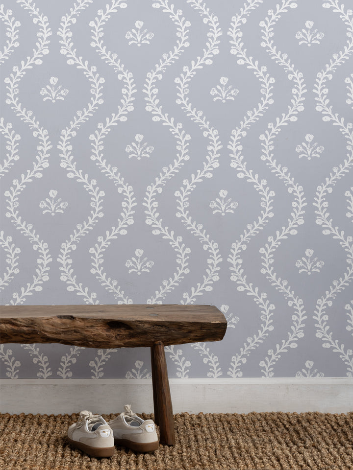bennett-vine-wallpaper-by-sugar-paper-skylight