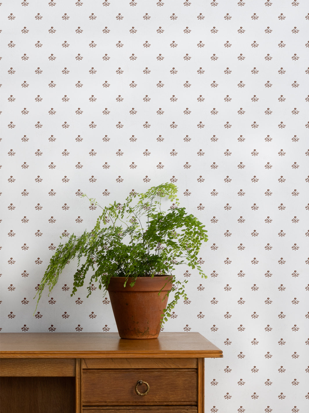 bennett-white-ground-wallpaper-by-sugar-paper-chocolate