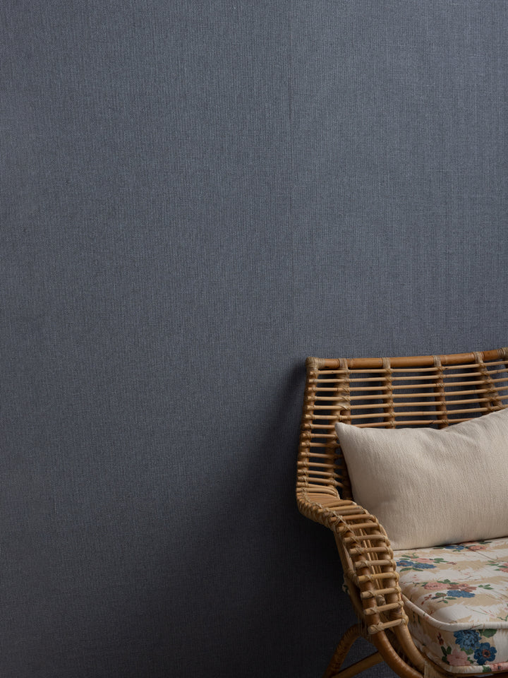 burlap grasscloth wallpaper in aqua