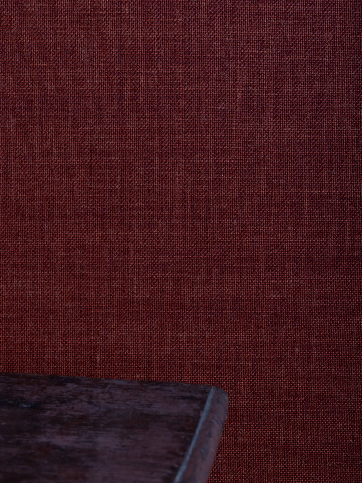 burlap grasscloth wallpaper in clay