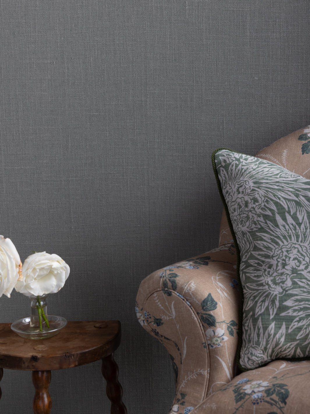'Burlap' Grasscloth Wallpaper in Tweed