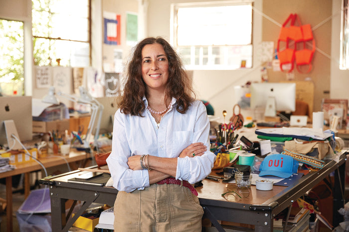 <strong>Why we</strong> <em>collaborated on this collection with this artist! </em>