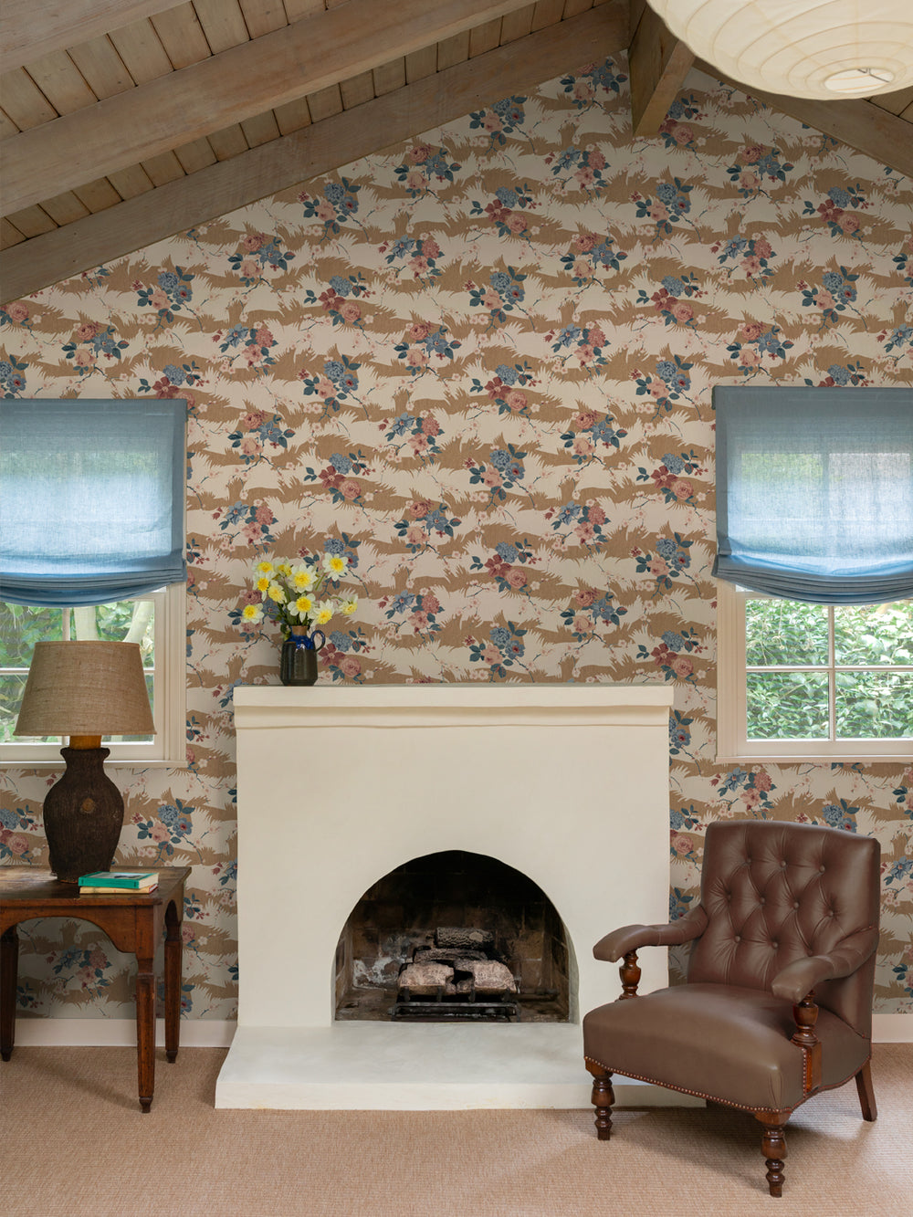 dora-chintz-wallpaper-by-nathan-turner-saddle-pink