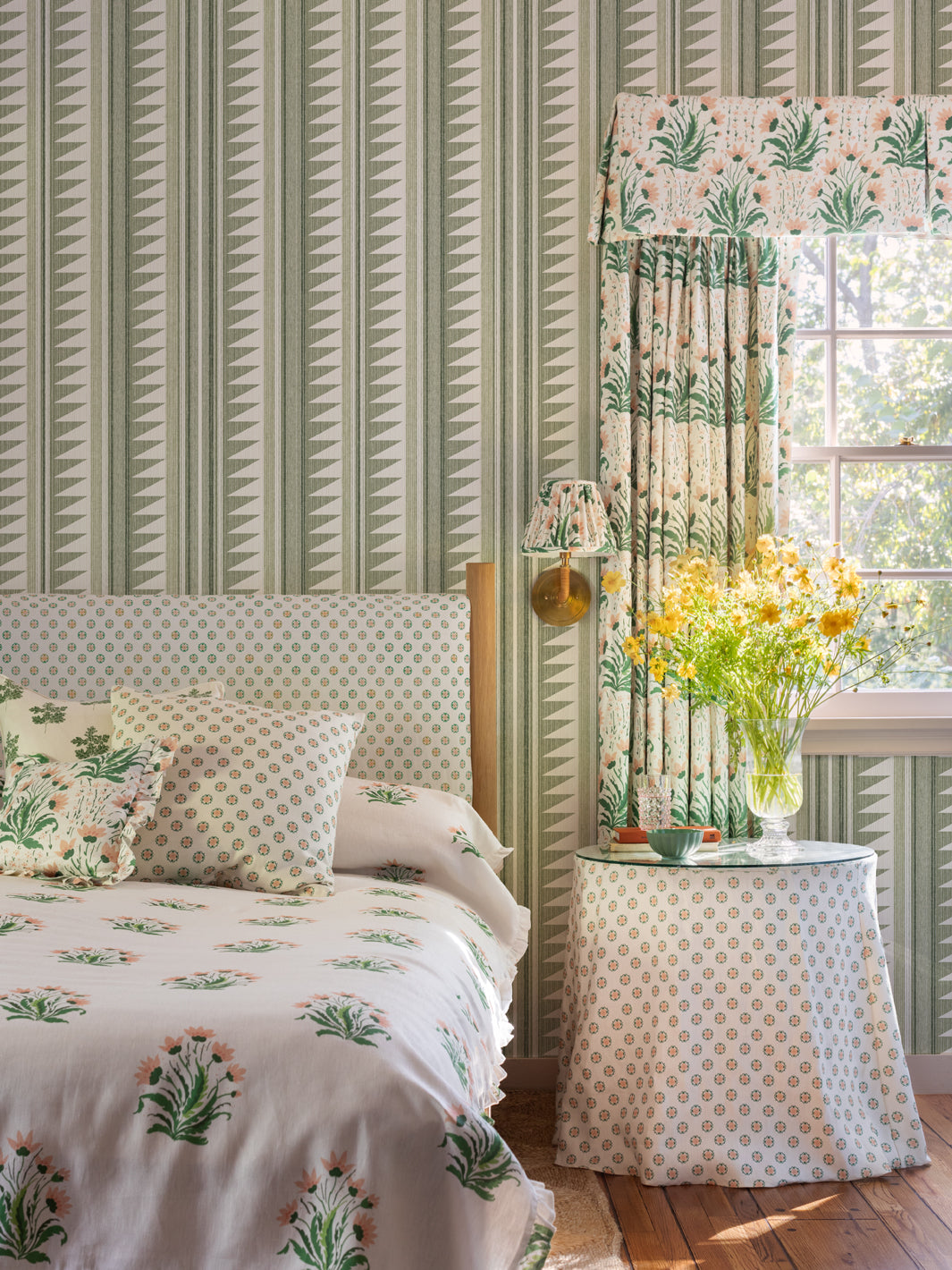 edwin-stripe-wallpaper-by-nathan-turner-green