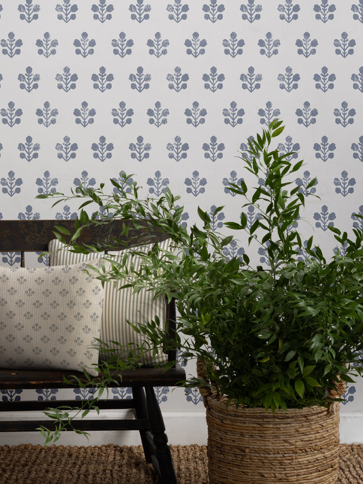 ensley-large-white-ground-wallpaper-by-sugar-paper-slate