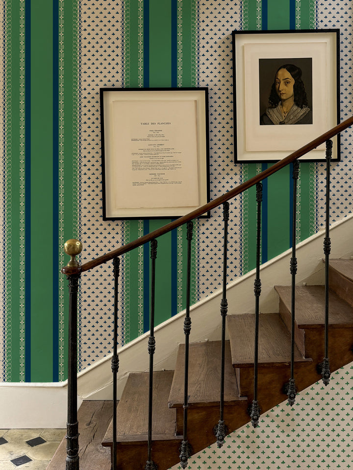 'Fleur de Lis Raylée' Wallpaper by Clare V. - Navy Green
