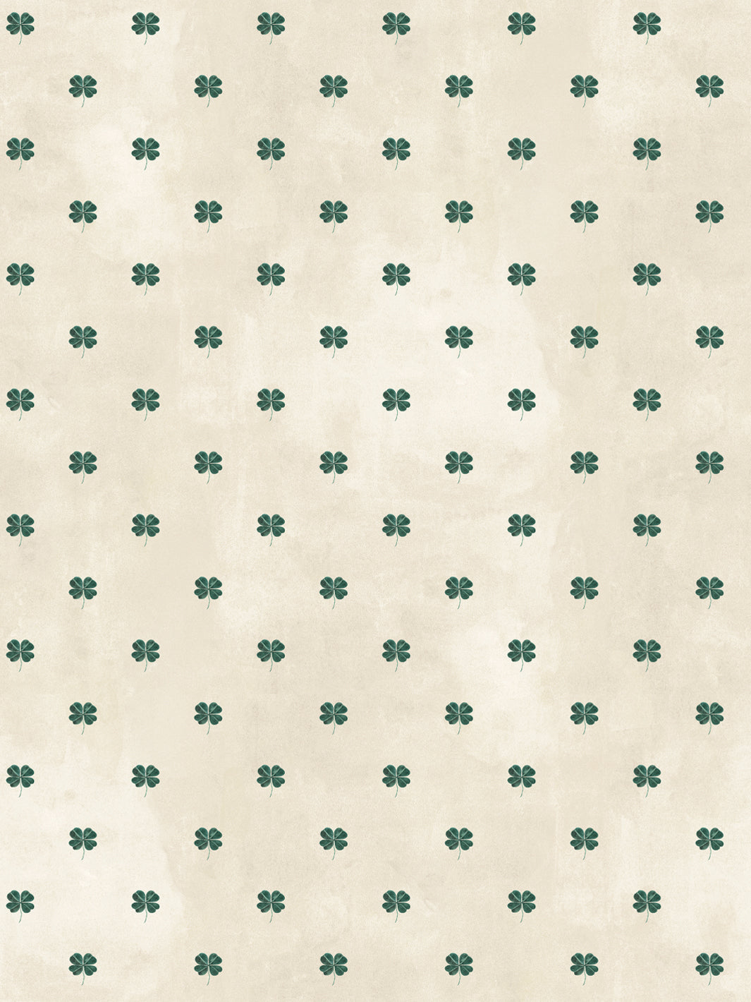 Four-leaf clover wallpaper pattern on parchment background with small teal clover motifs