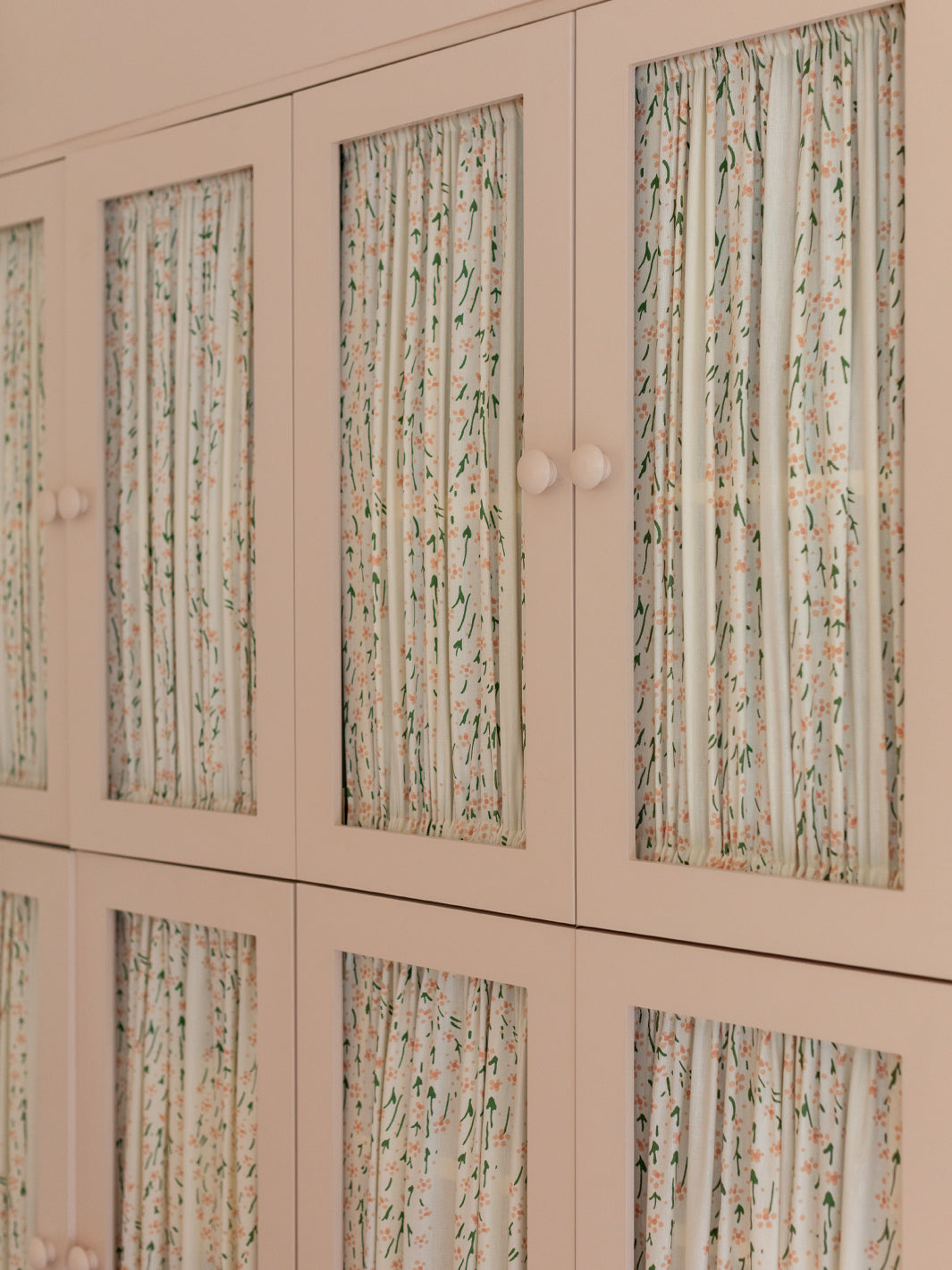 hillhouse floral disty wave linen fabric by nathan turner pink blue