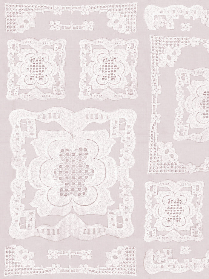 'Ingela' Wallpaper by Sarah Jessica Parker - Blush Slipper