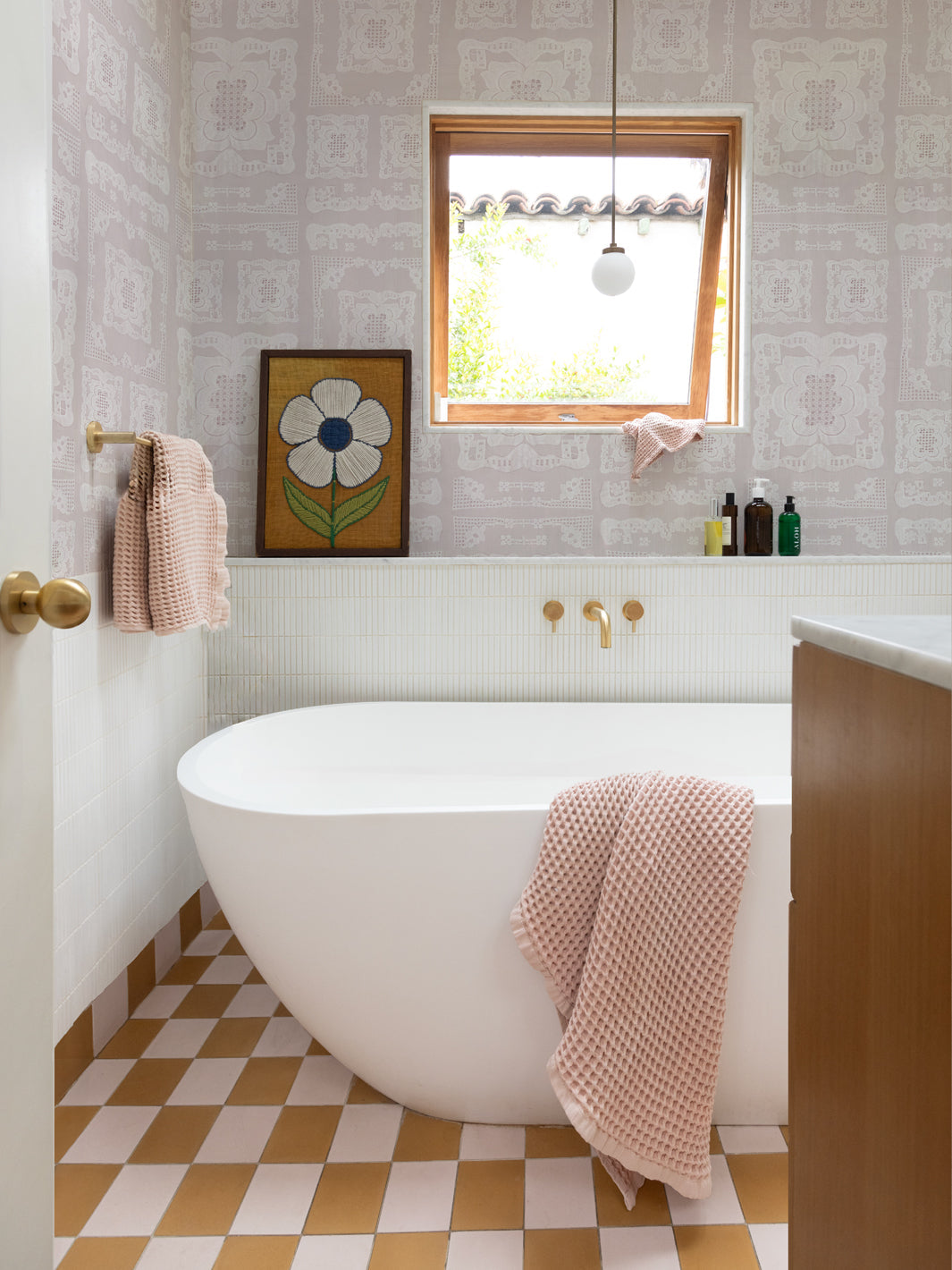 ingela-wallpaper-by-sarah-jessica-parker-blush-slipper