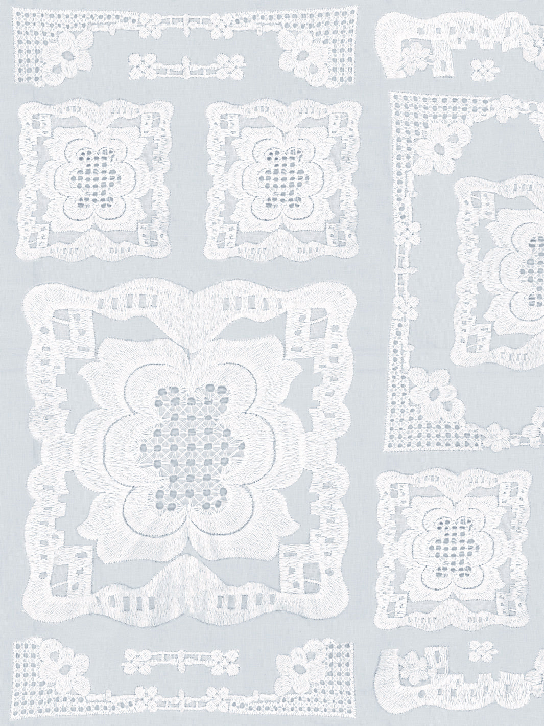 ingela-wallpaper-by-sarah-jessica-parker-pale-blue