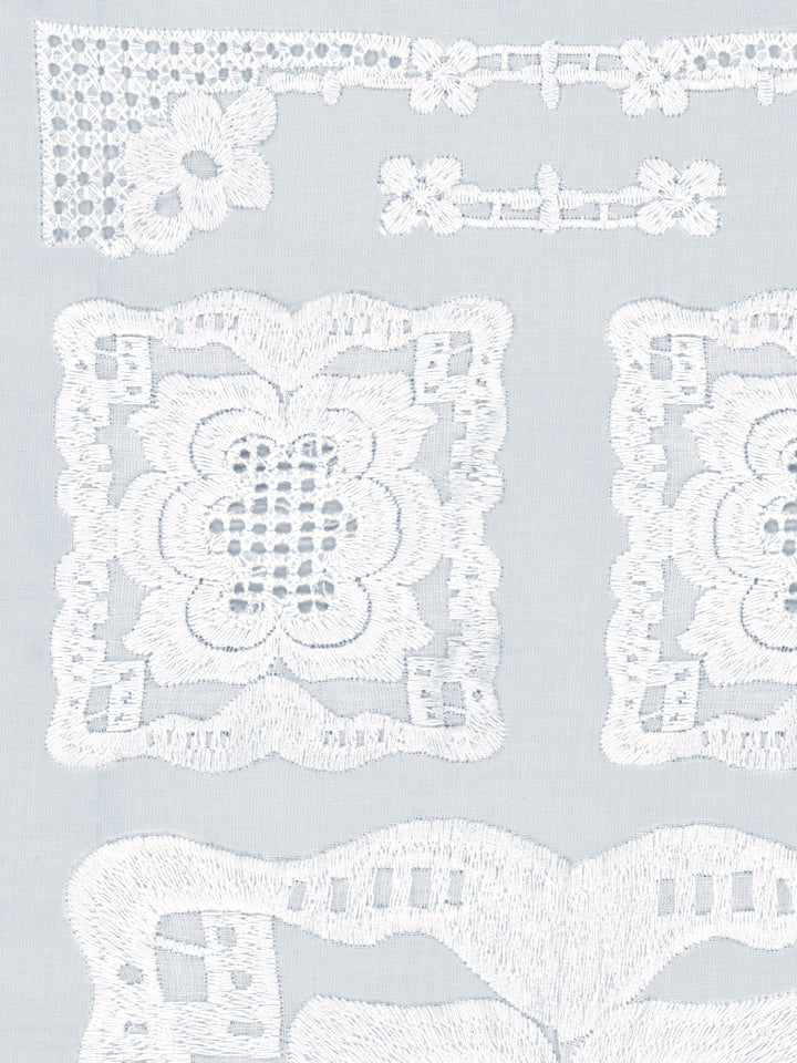 ingela-wallpaper-by-sarah-jessica-parker-pale-blue