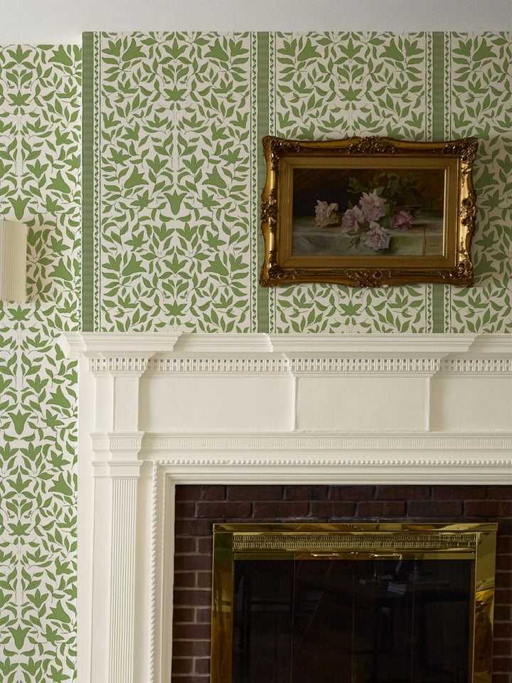 'Jezebel Stripe' Wallpaper by Wallshoppe - Fern Cream - Room Shot