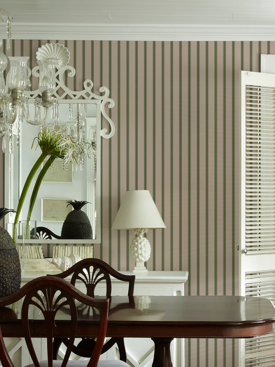 'Love Vine' Wallpaper by Flint Wood & Hicks - Dark Olive on Tan