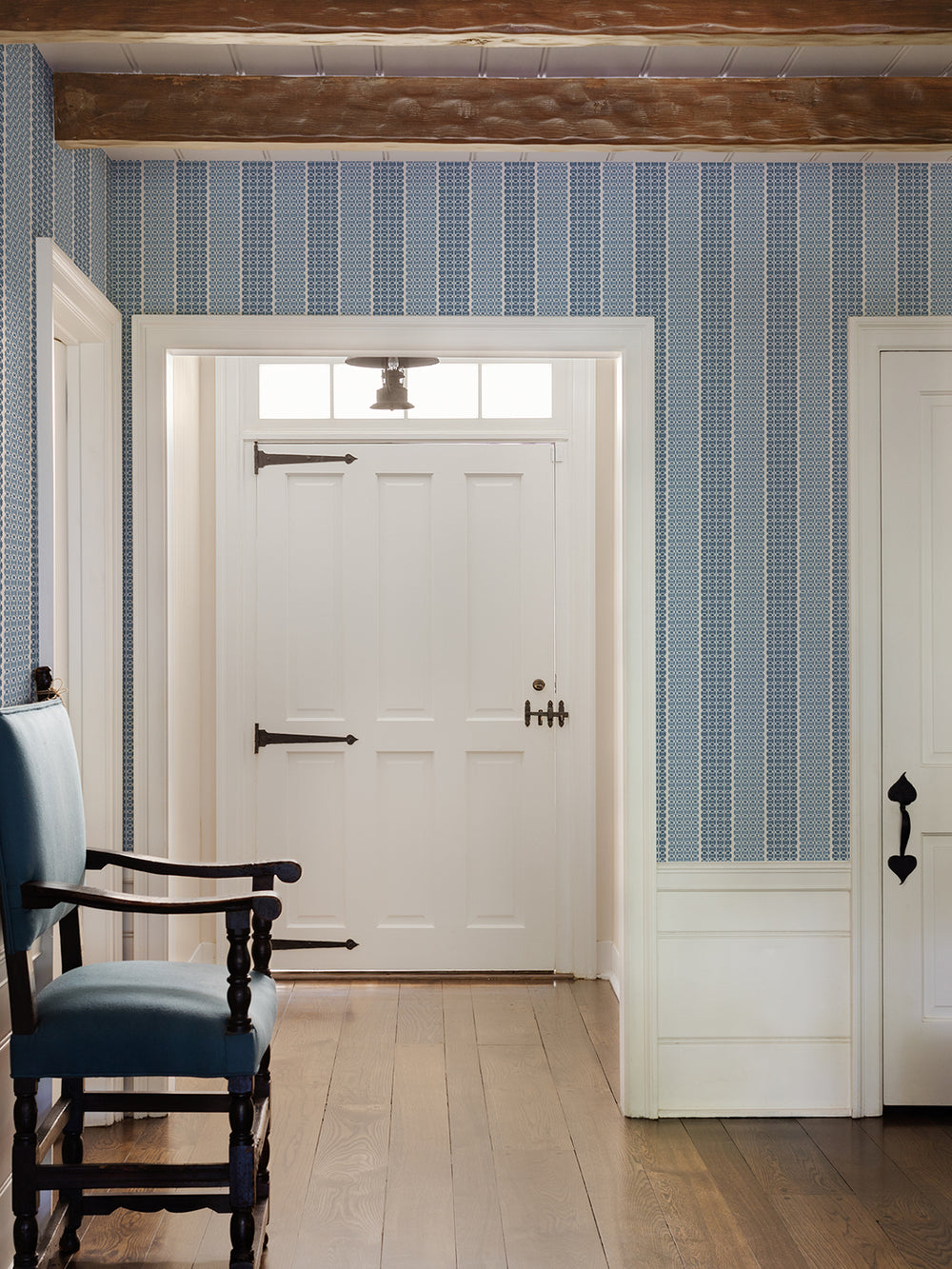 medallion-stripe-wallpaper-by-nathan-turner-blues
