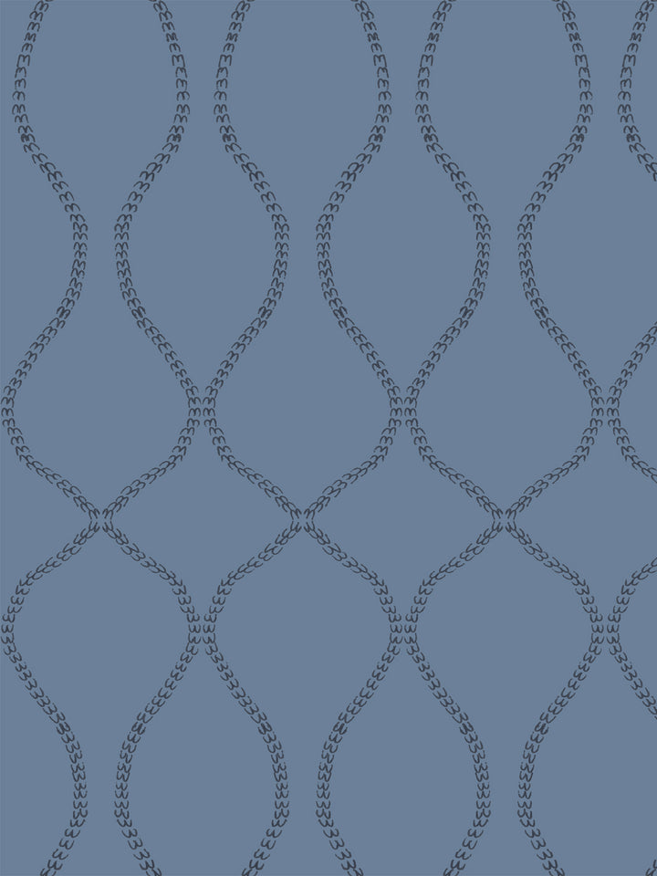 Vintage navy wallpaper with repeating lattice of chain-link loops