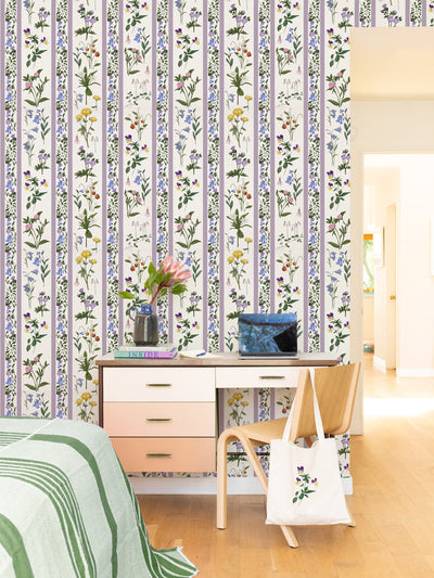 ottilia-wallpaper-by-sarah-jessica-parker-lilac