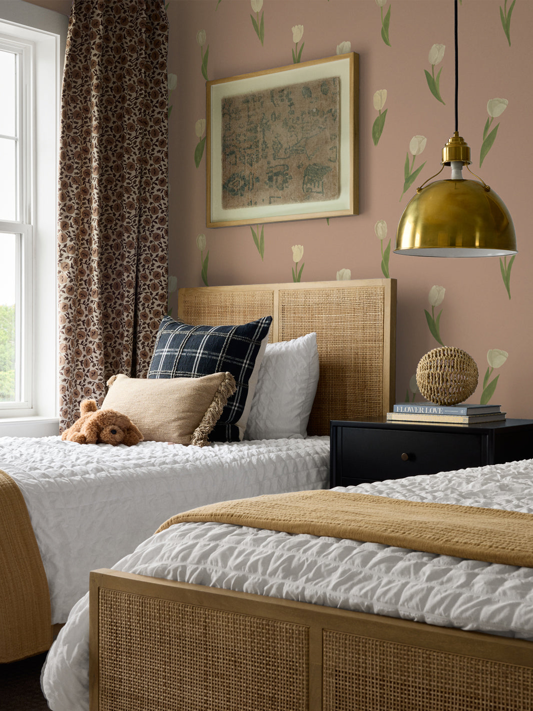 'Painted Tulip' Wallpaper in Mauve Cream - Room Scene