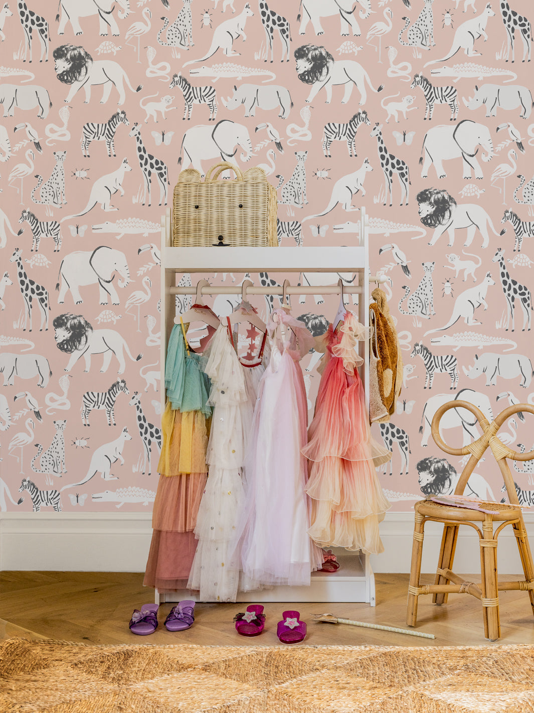 'Safari Animals' Wallpaper by Meri Meri - Light Pink