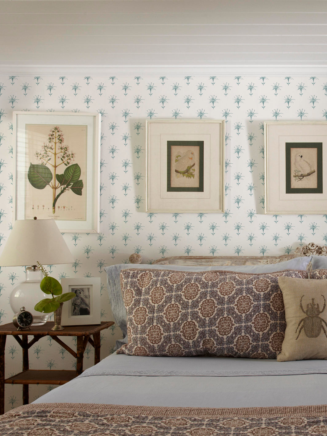 'Spider Lily Micro' Wallpaper by Flint Wood & Hicks - Seafoam