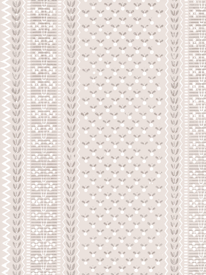 tove-wallpaper-by-sarah-jessica-parker-parchment