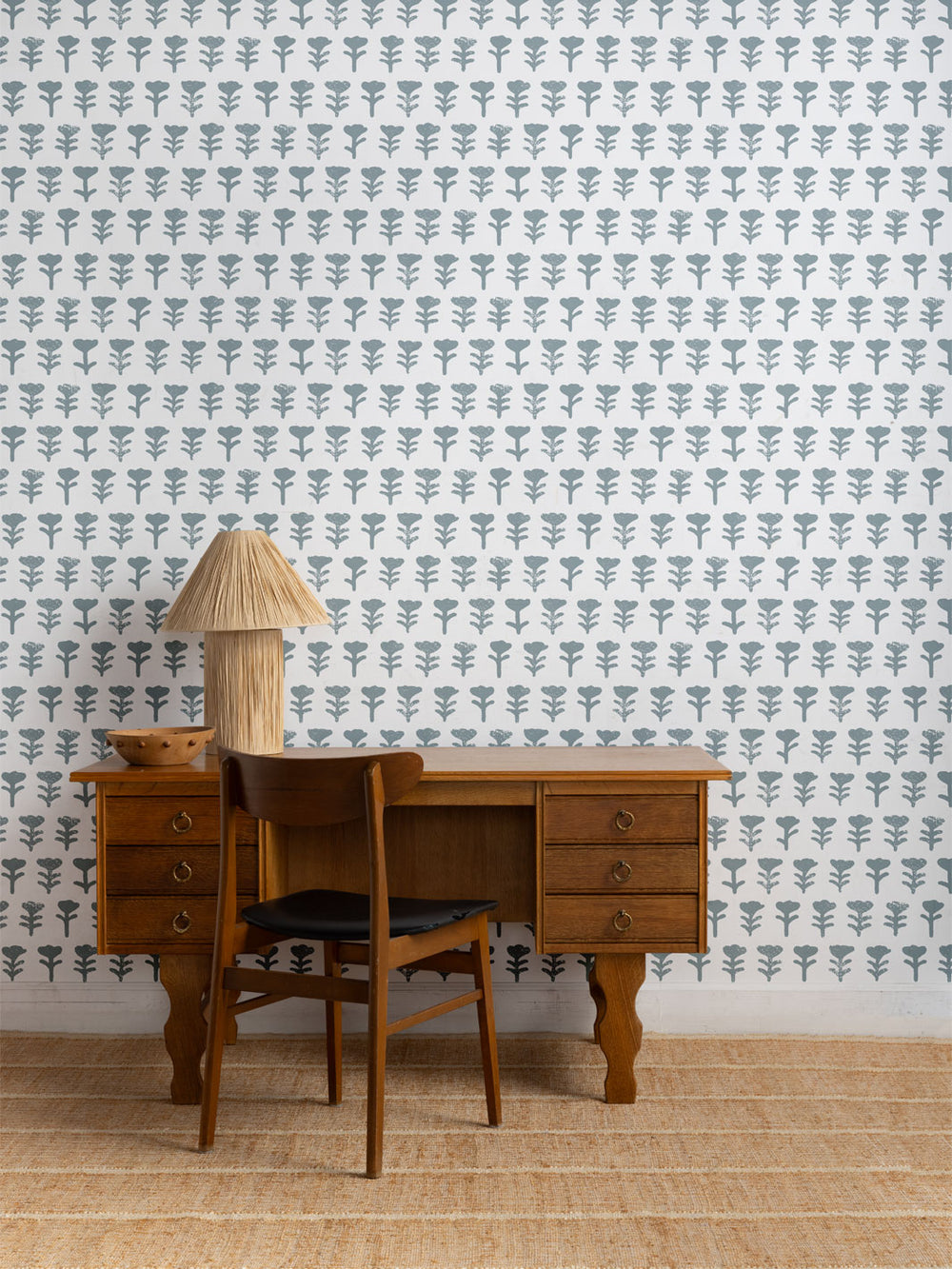 tulip-large-wallpaper-by-sugar-paper-harbor