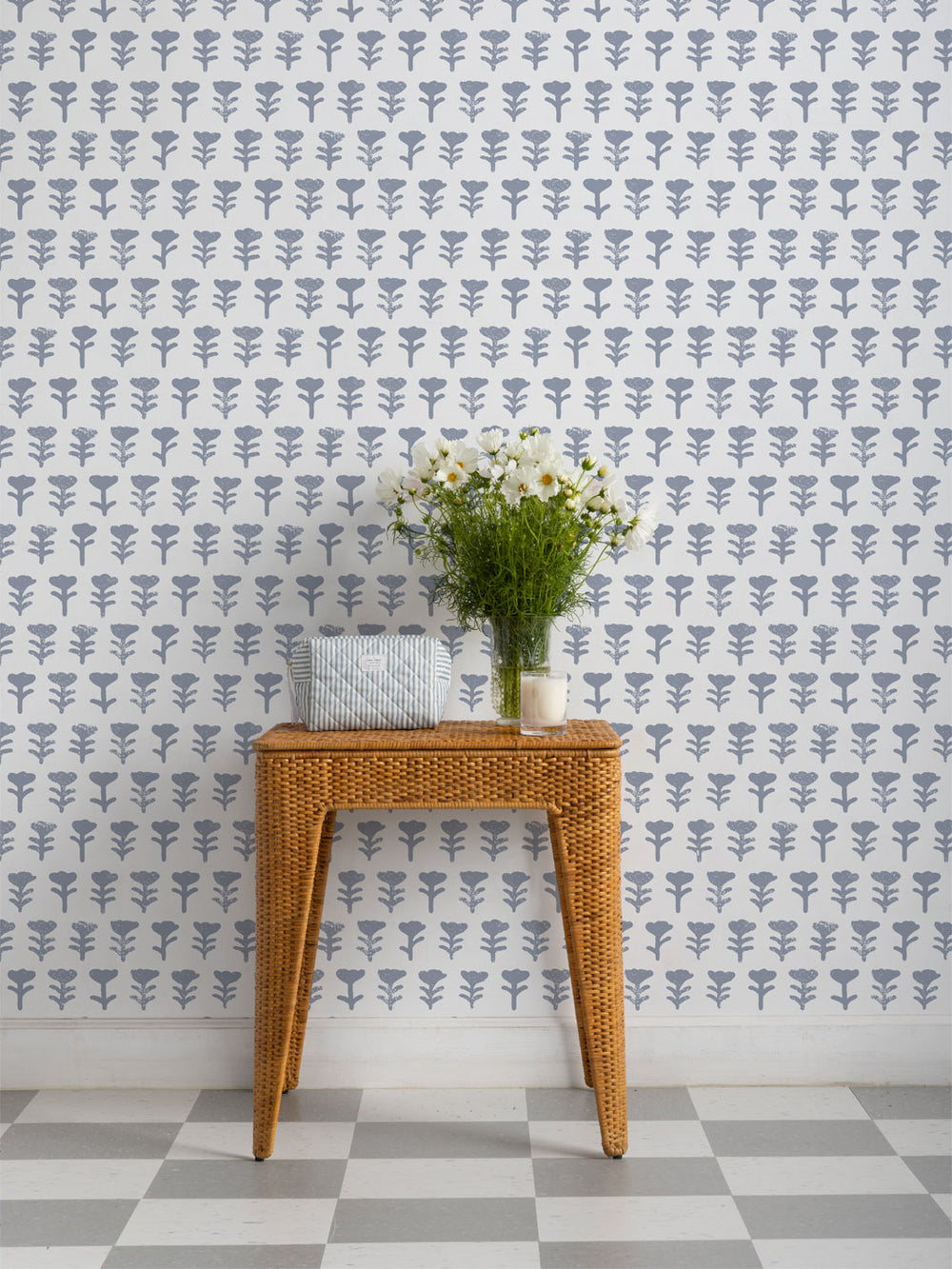 tulip-large-wallpaper-by-sugar-paper-slate