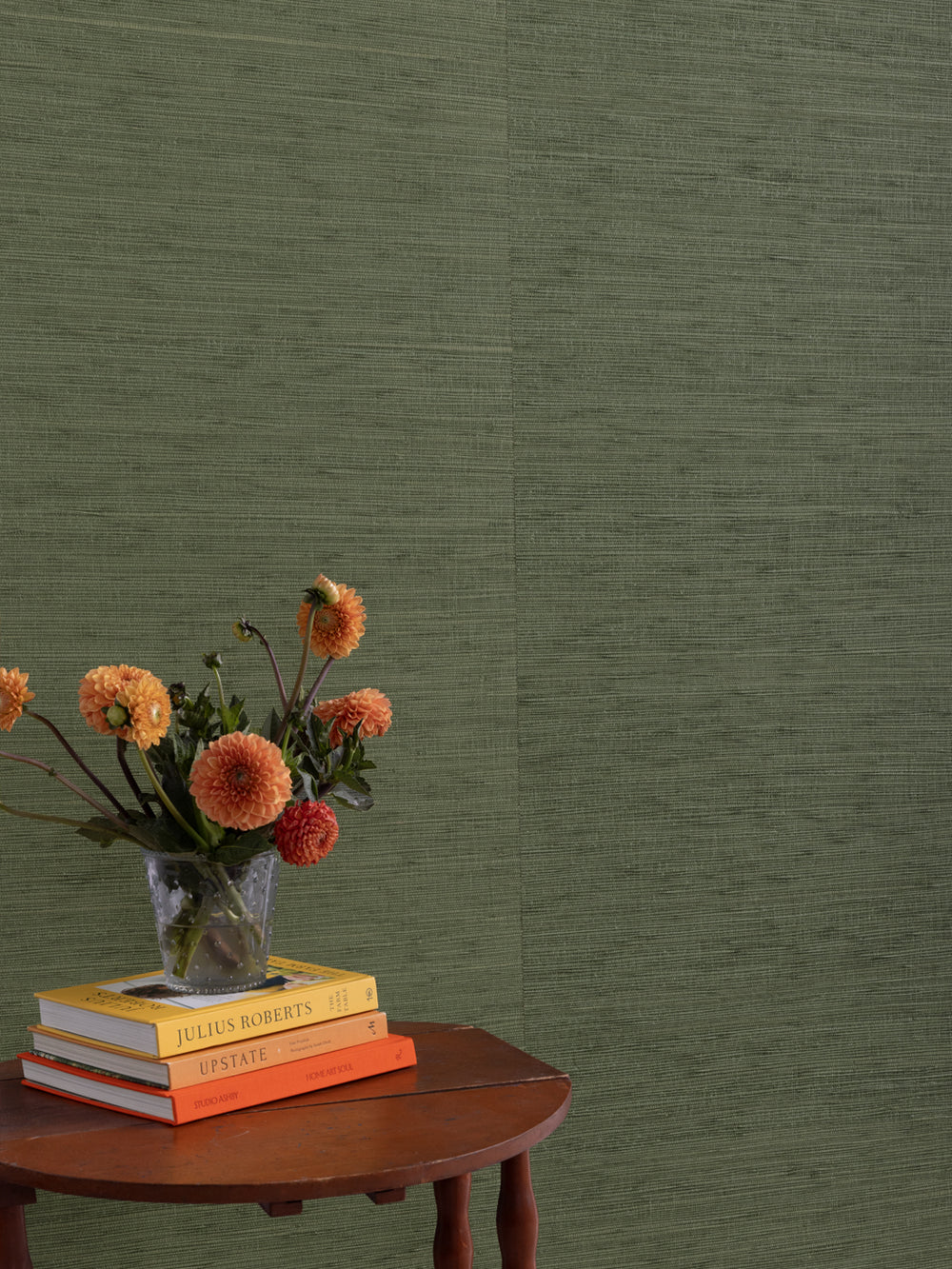 woven solid grasscloth wallpaper in lawn
