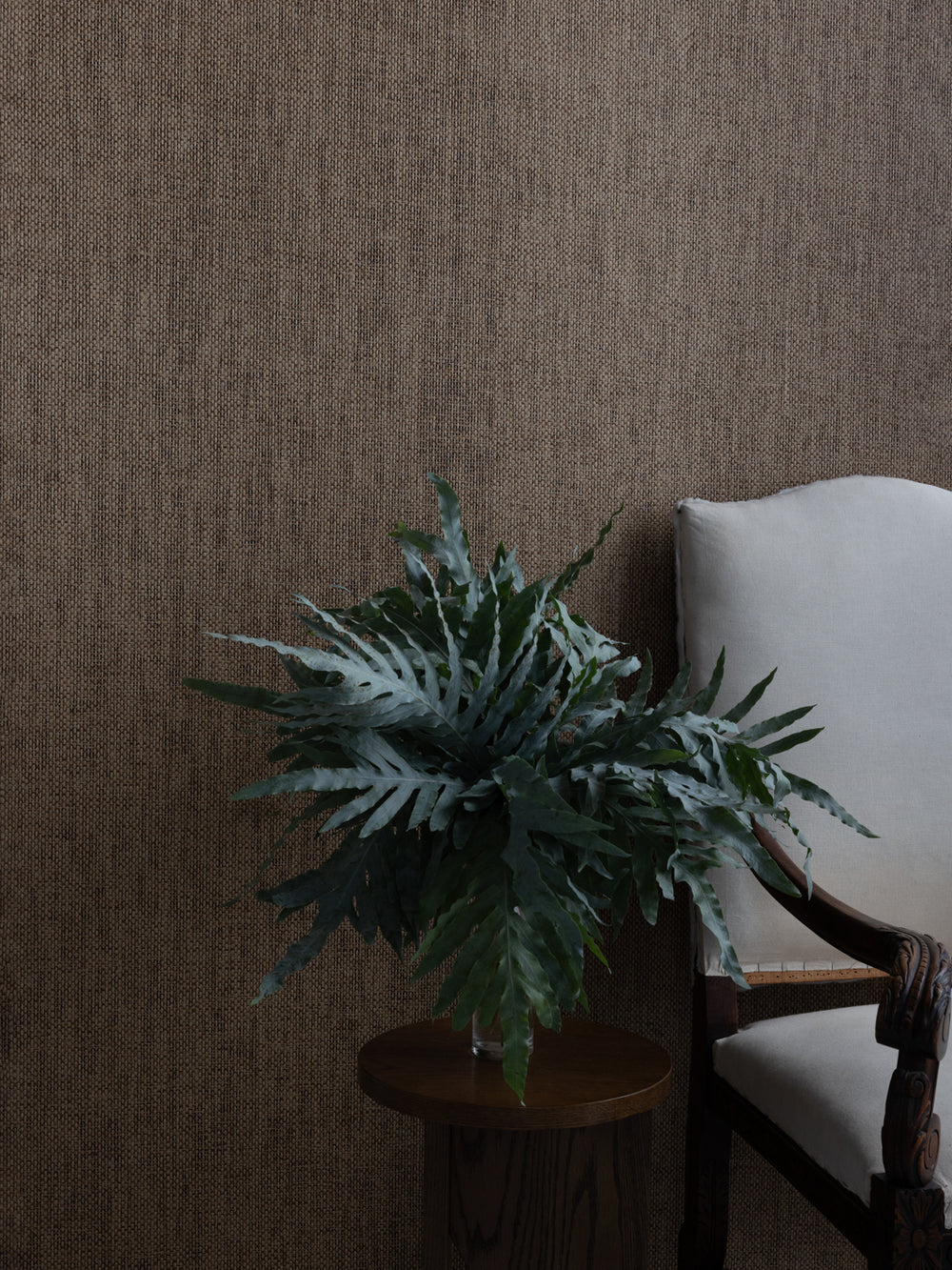 woven textures grasscloth wallpaper in rattan black