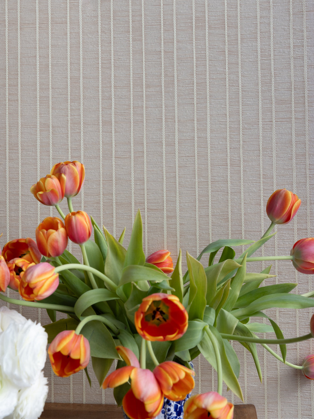 woven textures grasscloth wallpaper in straw stripe