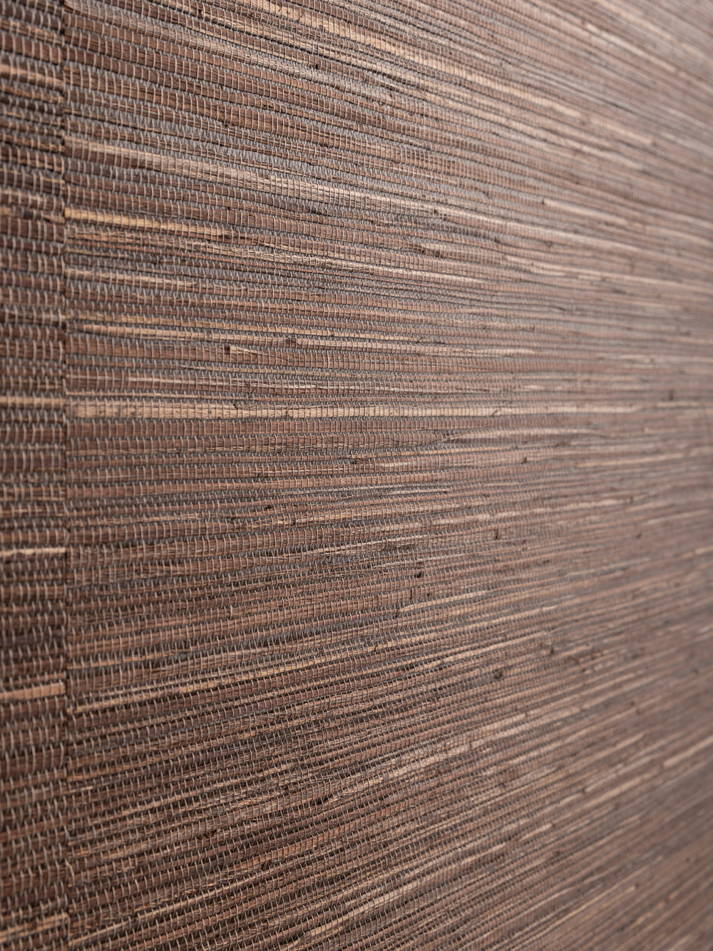 woven two tone grasscloth wallpaper in cocoa