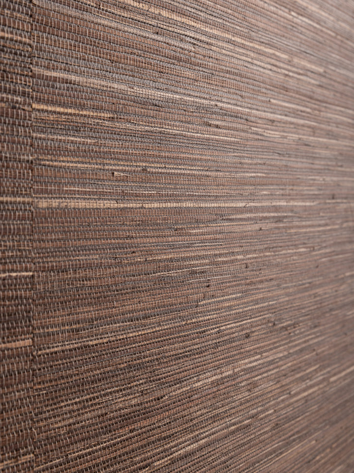 woven two tone grasscloth wallpaper in cocoa