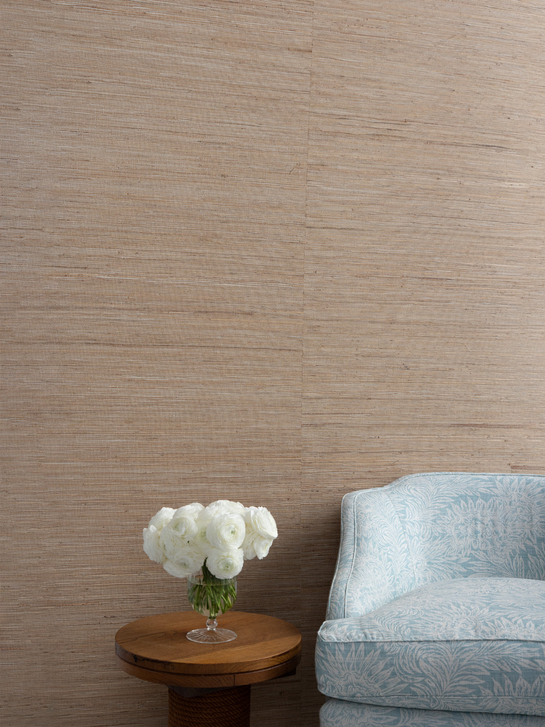 woven two tone grasscloth wallpaper in nickel