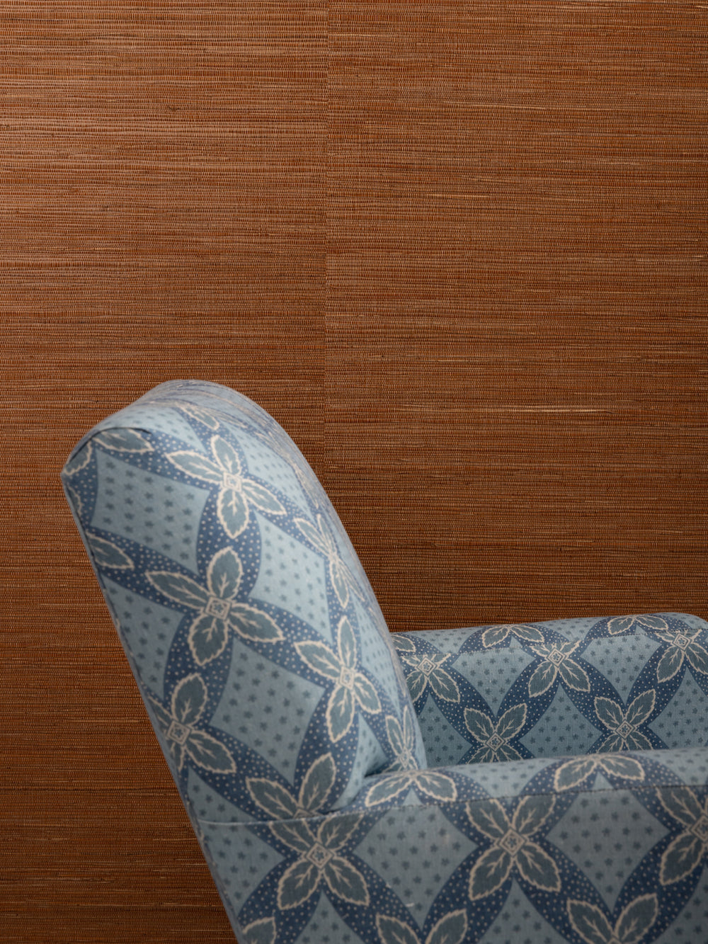 woven two tone grasscloth wallpaper in bark