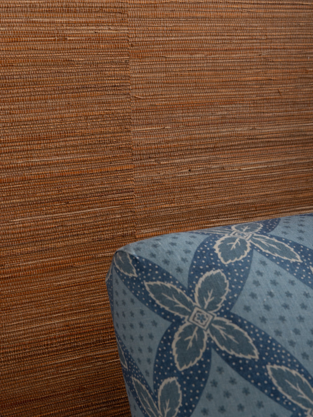 woven two tone grasscloth wallpaper in bark