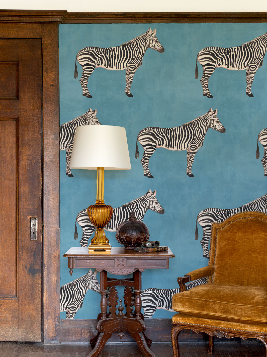 Zebra wallpaper showing several black-and-white zebras in a repeating layout